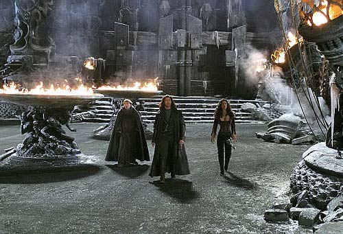    ( Van Helsing )