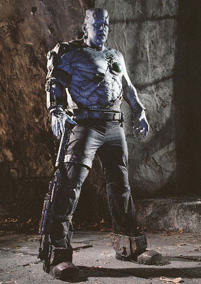    ( Van Helsing )