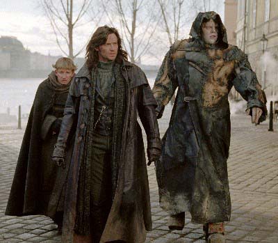    ( Van Helsing )