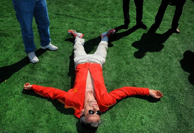  :  2010.    
