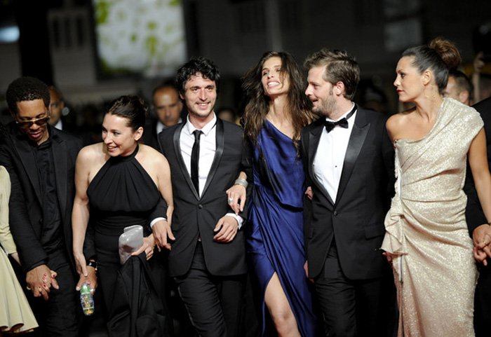  :  2011